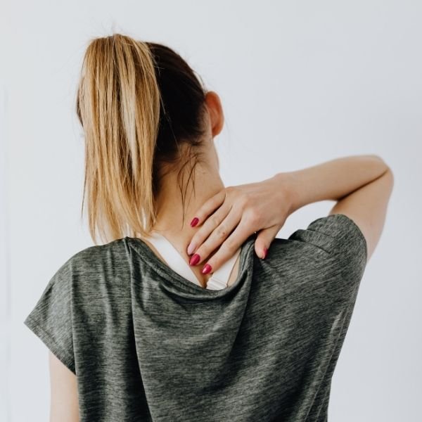 Stress qui crée des tensions musculaires